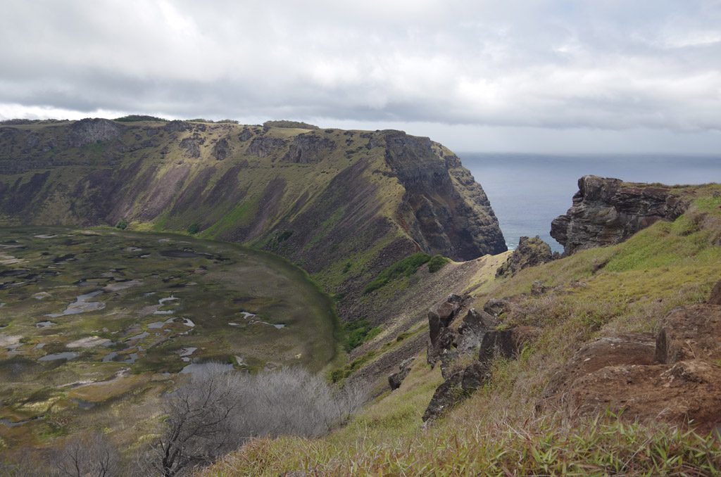 rano_kau_easter_island.jpg